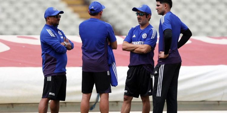 Team India told to stay indoors after suspicious package found in Birmingham"
