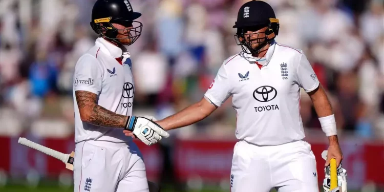 Root anchors England on challenging day 1 Root anchors England on challenging day