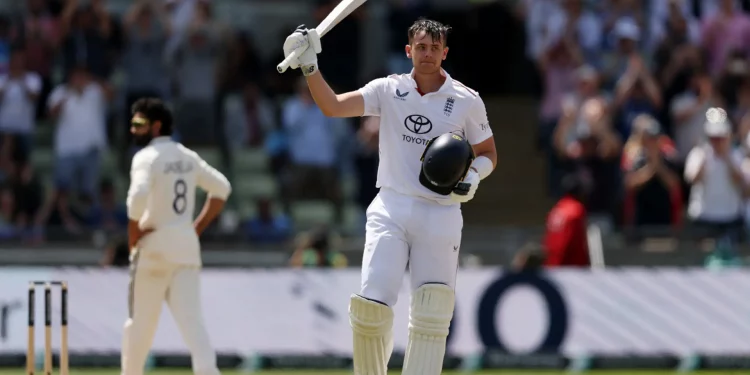 Jamie Smith hailed by cricket world after thrilling century at Edgbaston