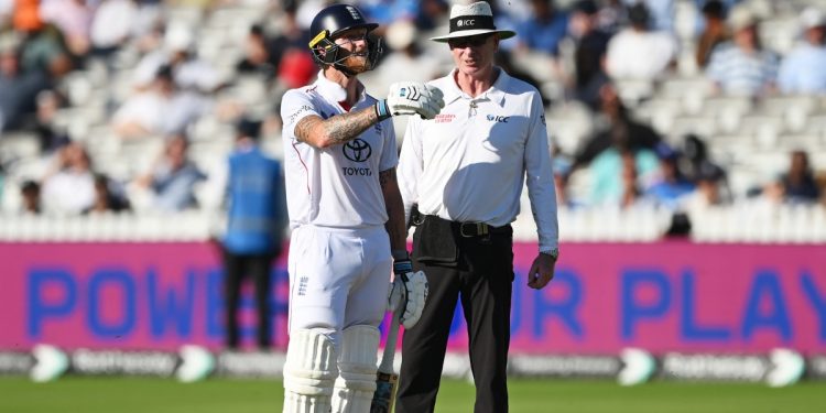 'Whenever India are bowling, he thinks it’s not out' - R Ashwin slams Paul Reiffel's umpiring 1 'Whenever India are bowling, he thinks it’s not out' - R Ashwin slams Paul Reiffel's umpiring