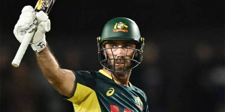 Maxwell outshines Brevis as Australia seal series