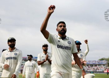 ‘Bowled like a lion’ – Ravi Shastri lauds Siraj’s fiery spell at The Oval