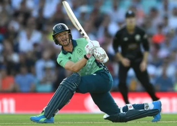 Oval Invincibles cruise to win after record Men's Hundred total