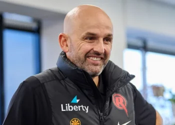 Ashes 2025-26: 'They aim to win, not just entertain' – Nathan Lyon praises England’s new approach