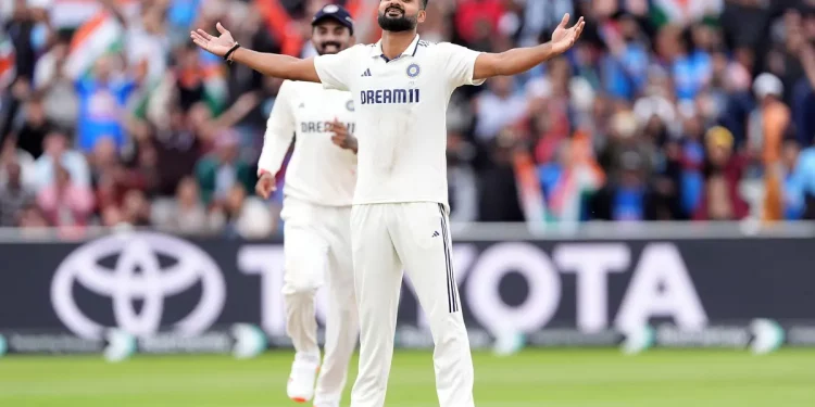 Akash Deep’s fiery celebration, friendly send-off for Duckett