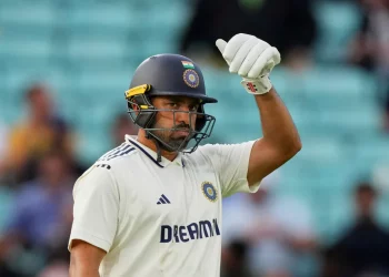 Karun Nair’s career back on track after gritty fifty – Dinesh Karthik