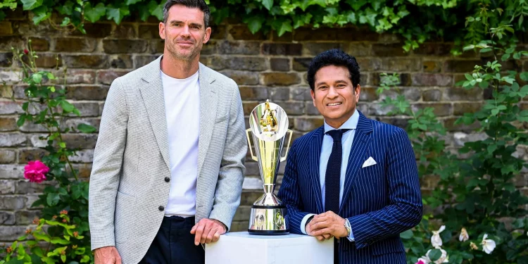 Gavaskar criticises ECB for skipping Tendulkar, Anderson in trophy ceremony