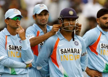 Irfan Pathan reveals Gary Kirsten's chat that confirmed MS Dhoni dropped him