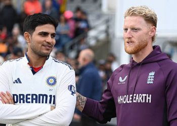 India, England bury differences at post-series party, share special moments