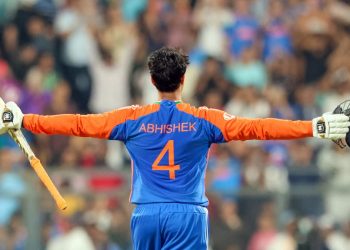 Abhishek Sharma Gets Emotional Backing from Mother