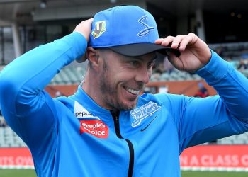 Lynn Confirms Full Season Stay at Adelaide Strikers