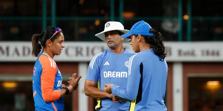 Muzumdar: Australia series crucial ahead of Women’s World Cup 1 Muzumdar: Australia series crucial ahead of Women’s World Cup