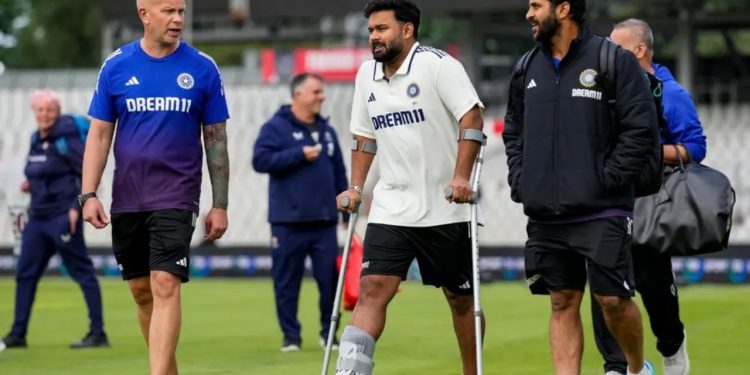 Rishabh Pant Begins Training Comeback at BCCI Centre 1 Rishabh Pant Begins Training Comeback at BCCI Centre