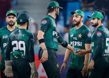 Pakistan Survive Scare to Pull Through