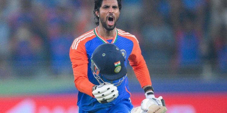 Tilak Varma roars after Rinku finish