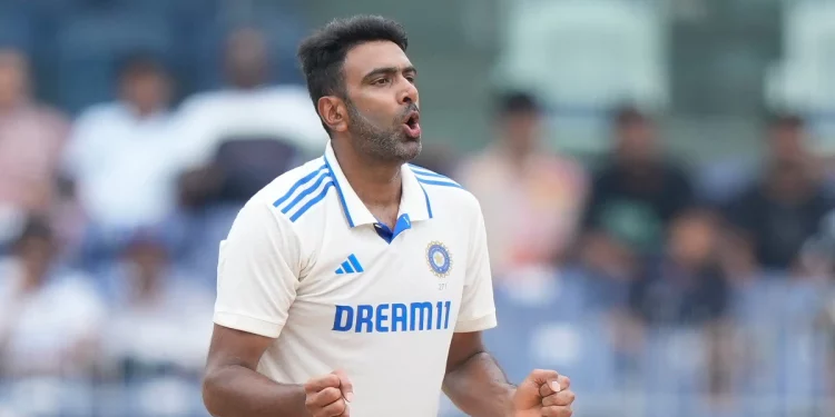 Ashwin’s bowling gets funny remark from ex-keeper 1 Ashwin’s bowling gets funny remark from ex-keeper