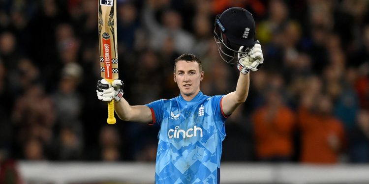 Brook England Recover From Top-Order Collapse 1 Brook England Recover From Top-Order Collapse