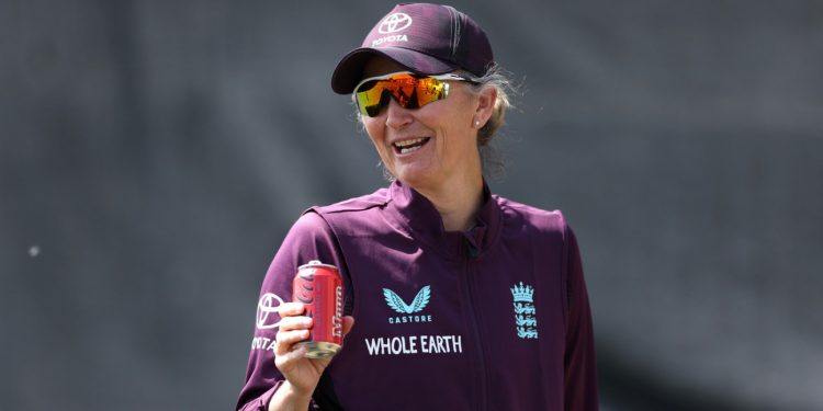 Edwards Reacts to England’s Batting Performance