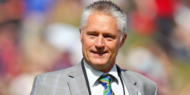 Gavin Larsen Resumes Role as NZ Selector