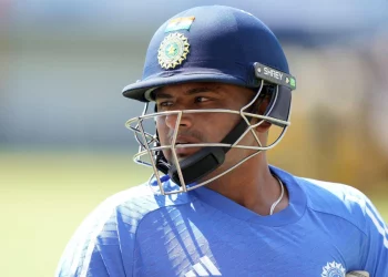 Sarfaraz Khan Fails to Impress, Validates India A Snub