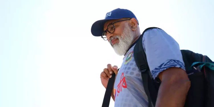 Bangladesh Coach Issues Social Media Warning to Players