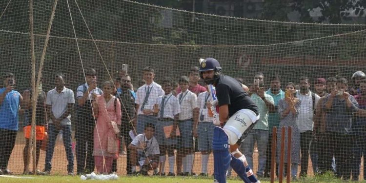 Rohit Back at Shivaji Park Ahead of ODIs
