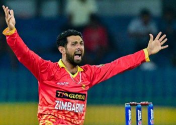 Raza Eyes Pakistan Upset for Final Spot