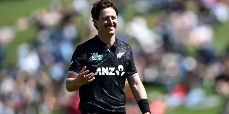 Matt Henry Shines With Four-For, West Indies Fold for 161