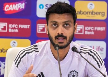 Axar Patel Says Spoken English Doesn’t Define a Captain