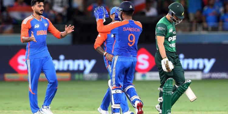 Axar Patel shines in 4th T20I, says team comes first 1 Axar Patel shines in 4th T20I, says team comes first