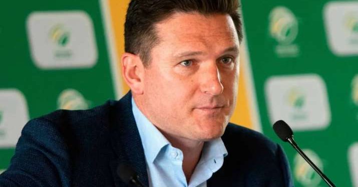 "Graeme Smith Fires Friendly Jibe at India Coach Morkel" 1 "Graeme Smith Fires Friendly Jibe at India Coach Morkel"