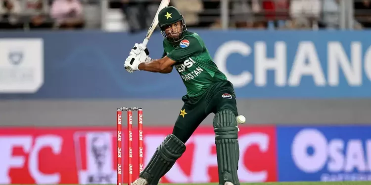 Nawaz Shines as Pakistan Edge Past Zimbabwe 1 Nawaz Shines as Pakistan Edge Past Zimbabwe
