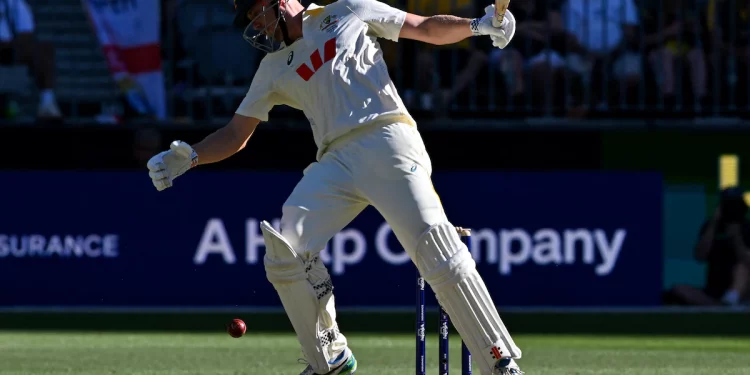 Gavaskar slams double standards after two-day Ashes Test 1 Gavaskar slams double standards after two-day Ashes Test