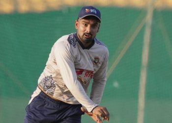 Litton Admits Fatigue, Pressure Led to 3-0 Defeat