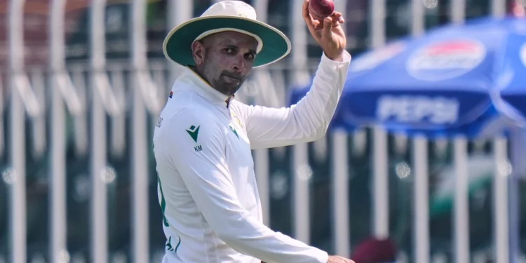 Maharaj Hopes to End South Africa’s 15-Year Test Drought in India