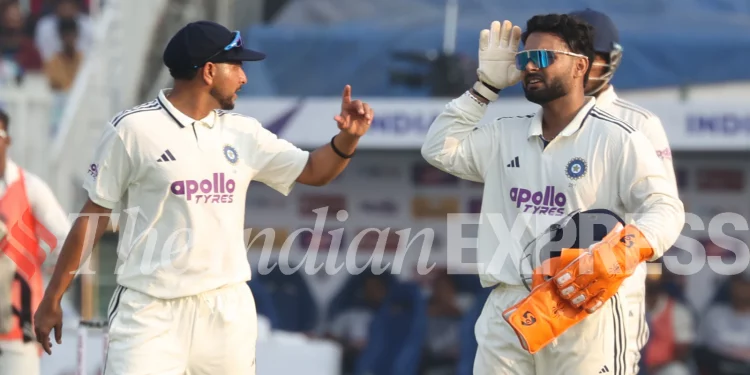 India Edge Ahead on Day 1