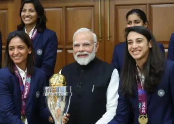 PM Modi receives signed jersey from India team