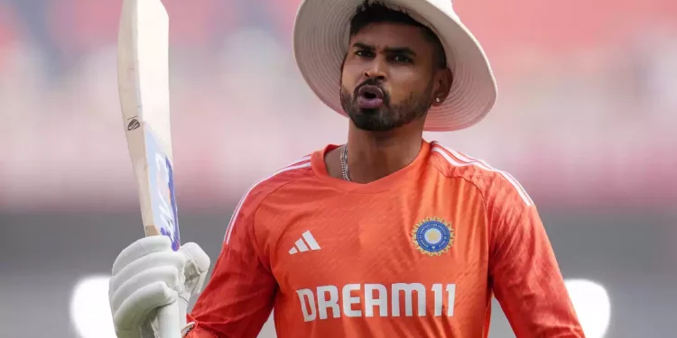 Shreyas Iyer seen in public for first time post-injury 1 Shreyas Iyer seen in public for first time post-injury