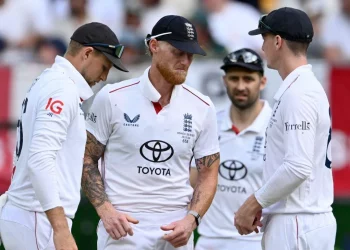 Stokes’ England Slammed by Former All-Rounder After Perth Collapse