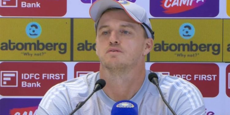 Shubman Gill’s Neck Injury Due to ‘Bad Sleep’, Says Morkel 1 Shubman Gill’s Neck Injury Due to ‘Bad Sleep’, Says Morkel