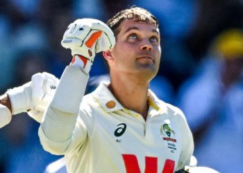 Alex Carey Achieves Rare Ashes Feat