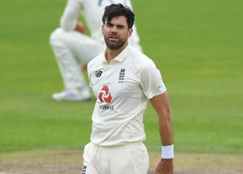 Anderson under fire for Ponting as keeper