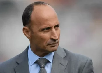 Nasser Hussain Calls for Honest Dressing Room Conversations