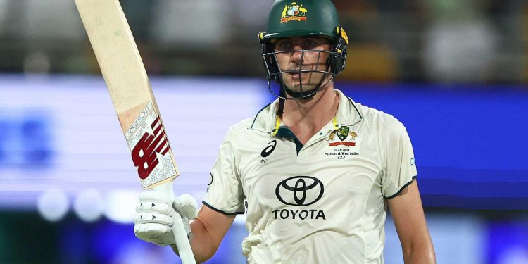 Head Backs Cummins on Flexible Batting 1 Head Backs Cummins on Flexible Batting