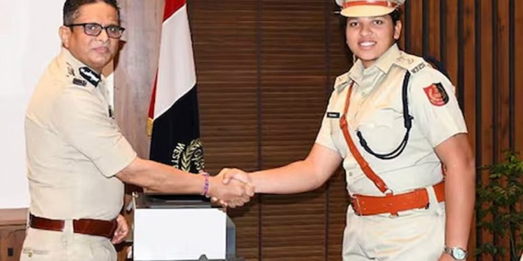 Richa Ghosh takes charge as ACP Siliguri 1 Richa Ghosh takes charge as ACP Siliguri