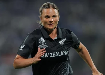 Suzie Bates Ruled Out Till March