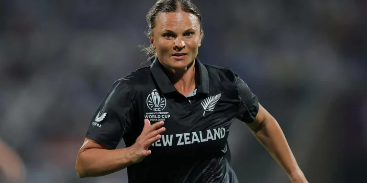 Suzie Bates Ruled Out Till March