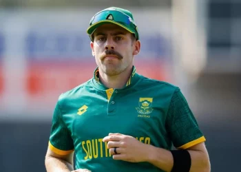 LSG Show Faith in Nortje