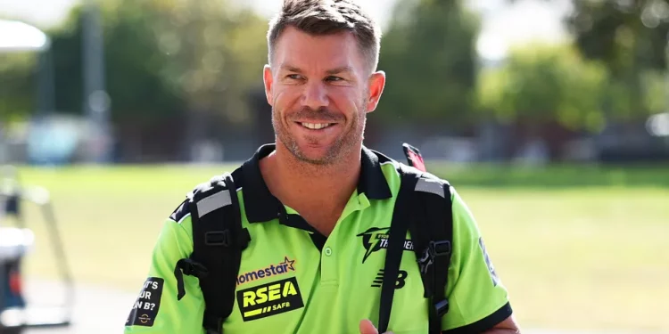 David Warner stays with Thunder 1 David Warner stays with Thunder