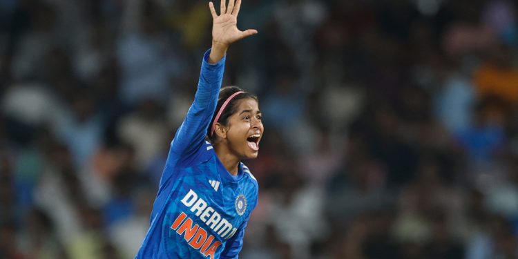 Shreyanka, Bharti return to T20 squad